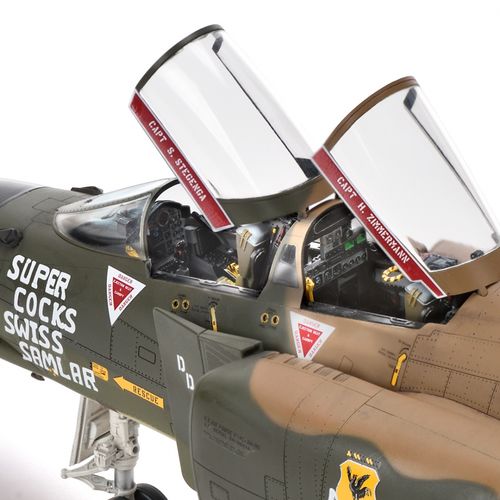 Zoukei-Mura 1:48 - F-4C PHANTOM II WILD WEASEL IV  (SWS48-16)