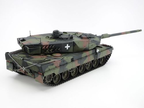 Tamiya 1:35 - 25207 Leopard 2 A6 Tank 