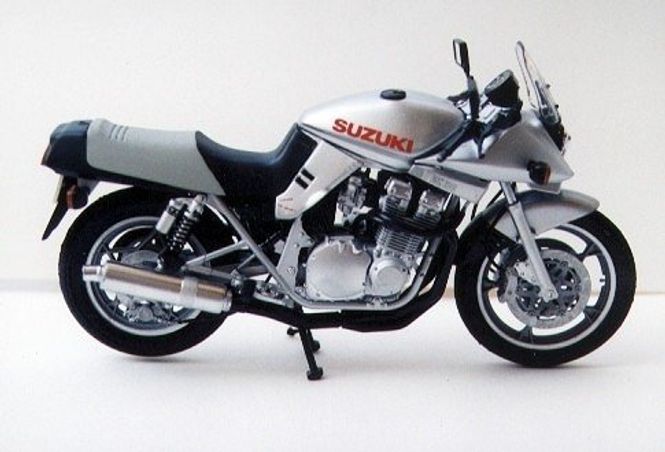 Hovedbilde Tamiya 1:12 - Suzuki GSX1100S Katana Custom Tuned ...
