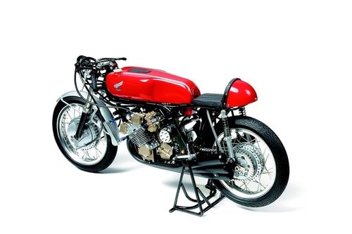 Tamiya 1:12 - Honda RC166 GP RACER (14113)