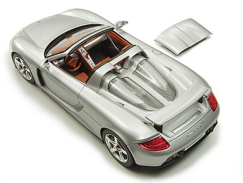 Tamiya 1:24 - Porsche Carrera GT (24275)