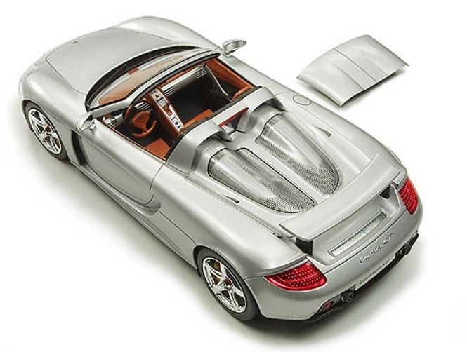 Hovedbilde Tamiya 1:24 - Porsche Carrera GT (24275)