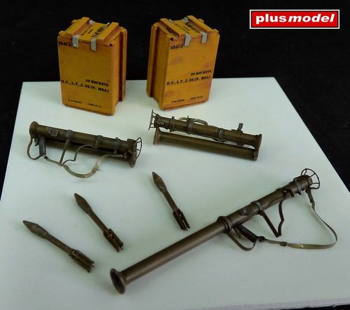Plus Model 1:35 - Bazooka M9 327 