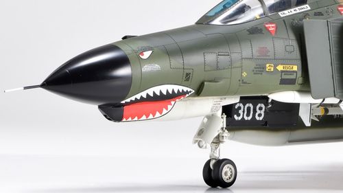 Zoukei-Mura 1:48- F-4E Early Phantom II (SWS48-10)
