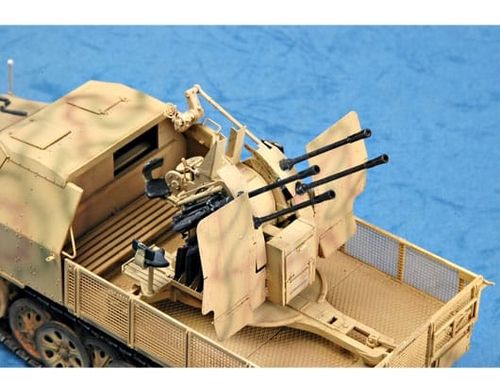 Trumpeter 1:35 - German 2cm Flakvierling 38 auf Selbstfahrlafette (Sd.Kfz.7/1 Late Version) 01524 