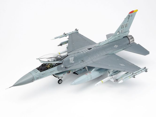 Hovedbilde Tamiya 1:48 - Lockheed Martin F-16CJ Block 50 ...