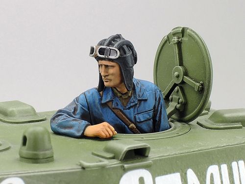 Tamiya 1:35 - Russian Heavy Tank KV-1 Model 1941, Early Production (35372)