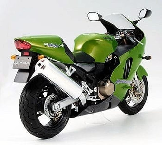 Hovedbilde Tamiya 1:12 - Kawasaki Ninja ZX-12R (14084)