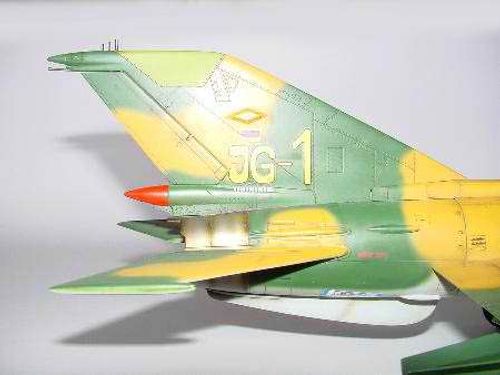 Trumpeter 1:32 - Mig-21 MF 02218 