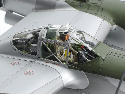 Tamiya 1:48 - Lockheed P-38J Lightning (61123)