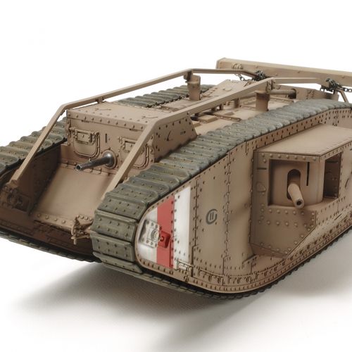 Tamiya 1:35 - WWI British Tank Mk.IV Male - w/Single Motor/British Figures (30057)